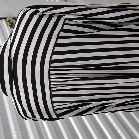 International Concepts Dress - Picture 5 of 6